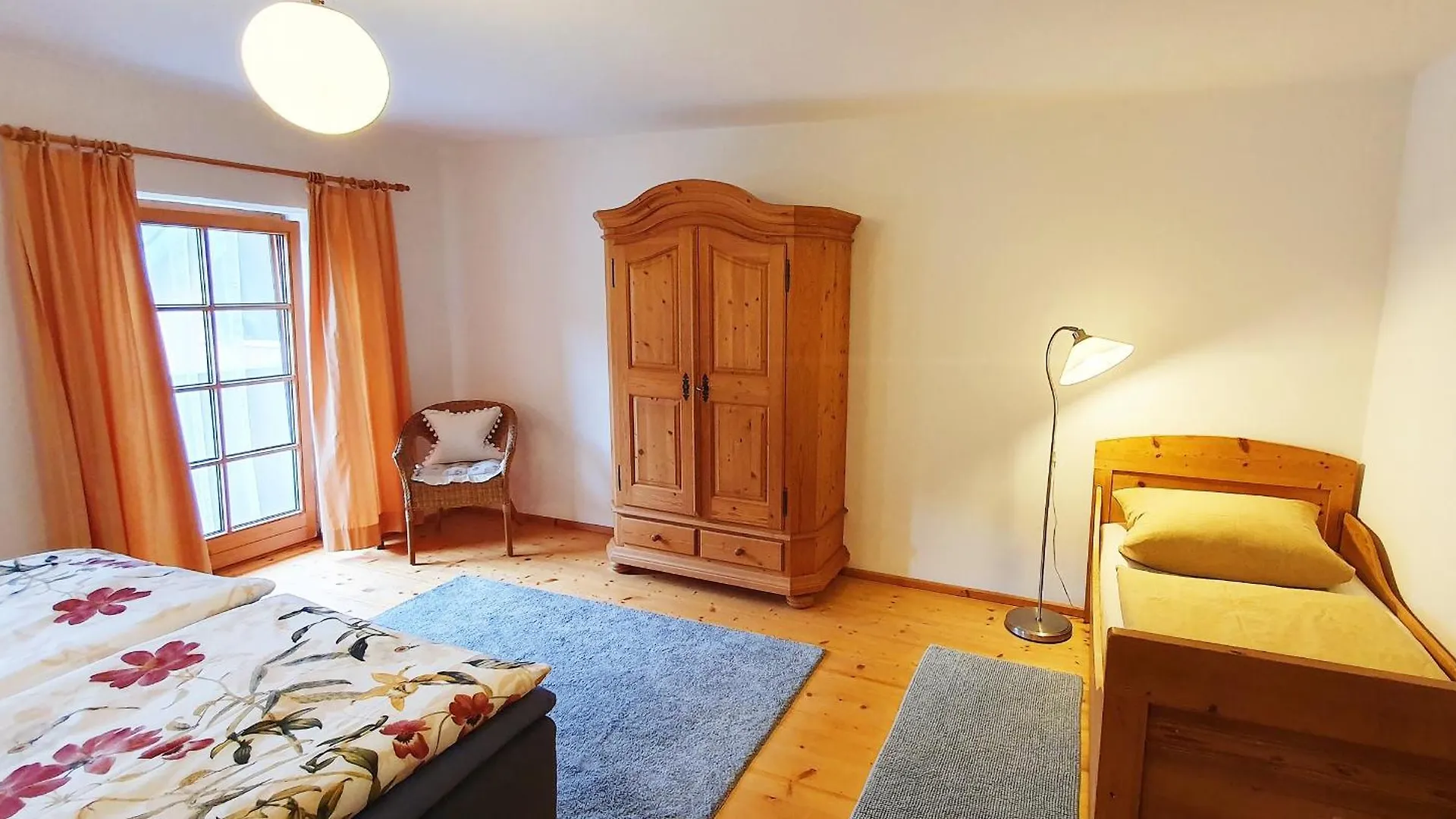 Stadlerhof 弗拉斯多夫 0*,  德国